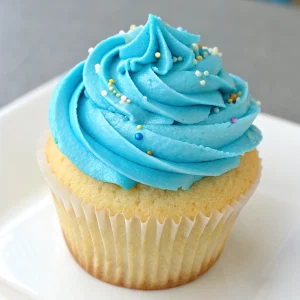 Custom cupcakes with coloured buttercream and sprinkles – Cape to Cake